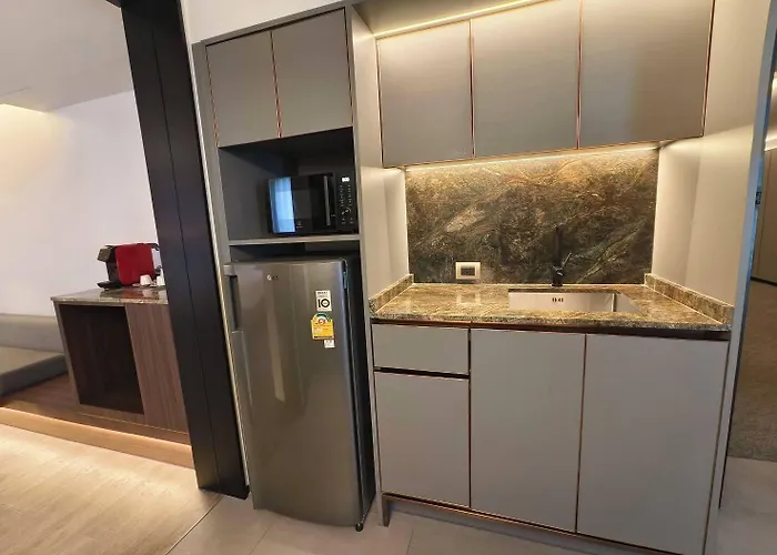 Gardina Asoke & 4*